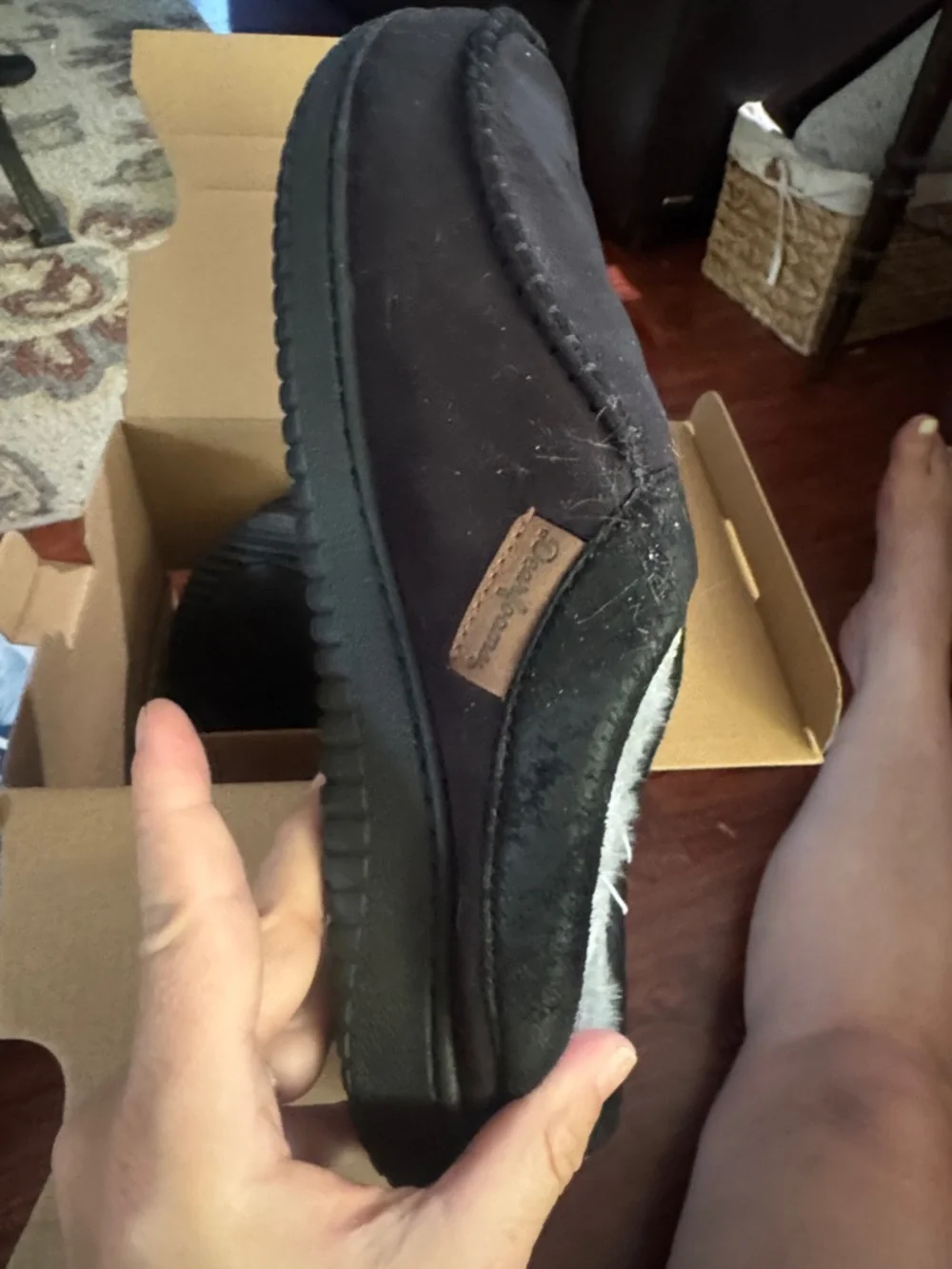 dearfoams Men's Black Slip-On Memory Foam Shoe